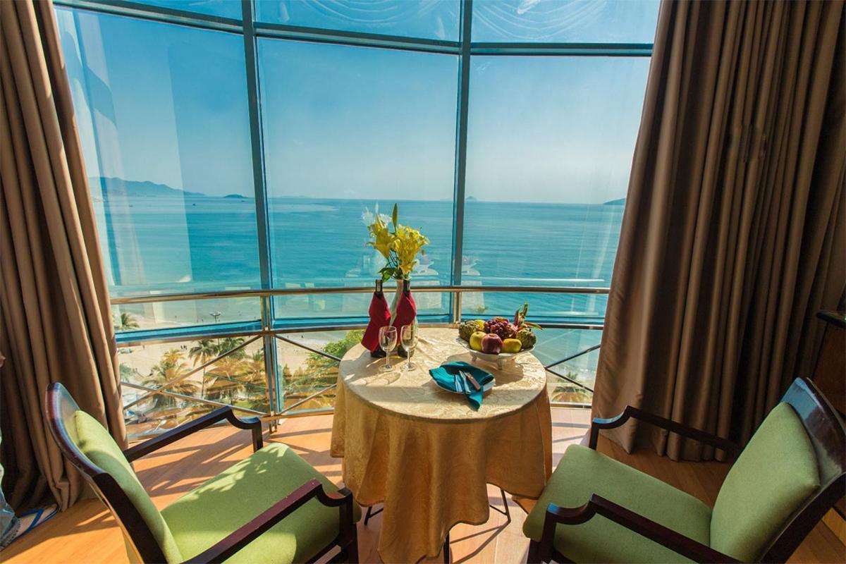 Yasaka Saigon Nha Trang Hotel & Spa מראה חיצוני תמונה