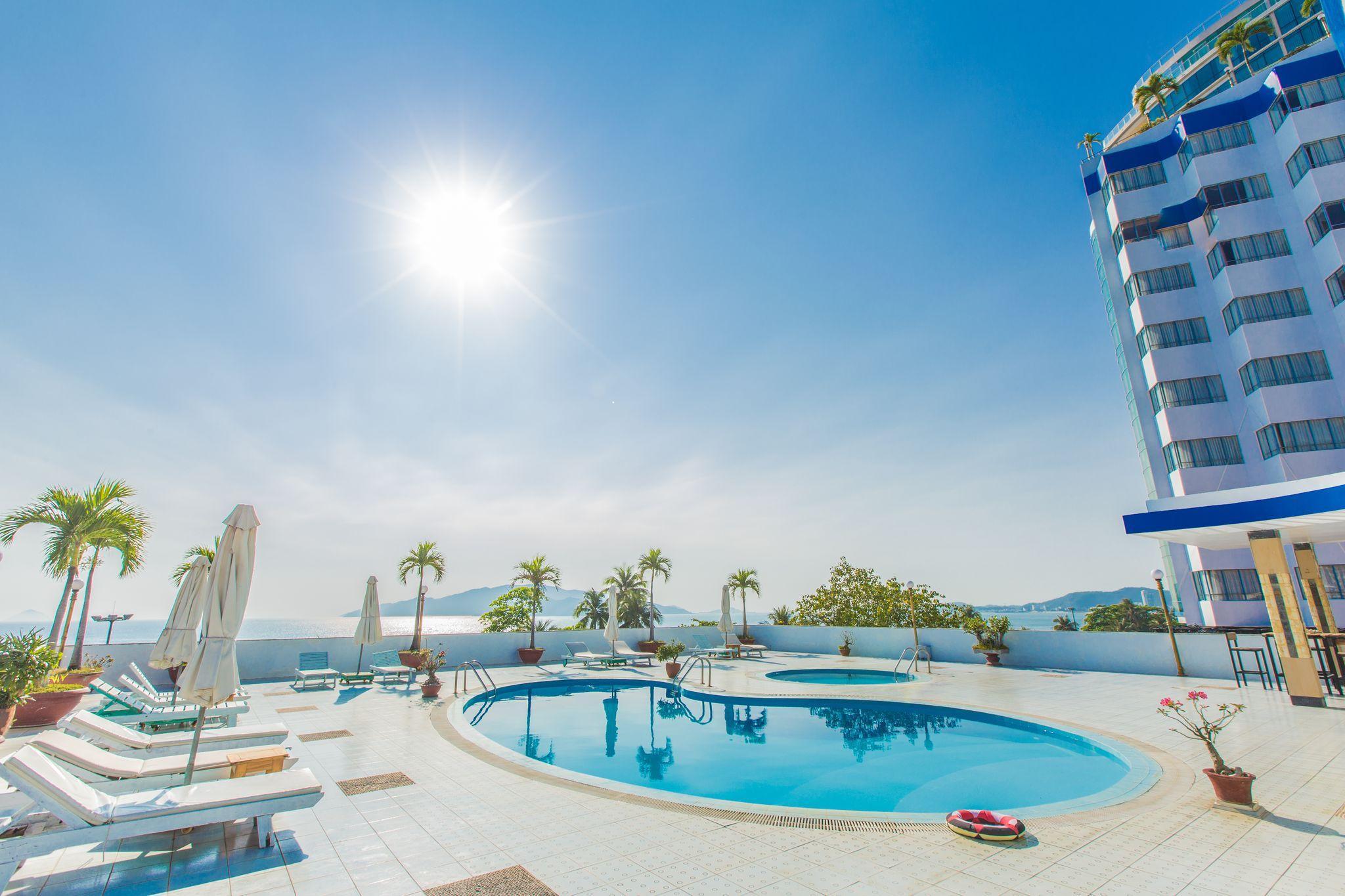 Yasaka Saigon Nha Trang Hotel & Spa מראה חיצוני תמונה