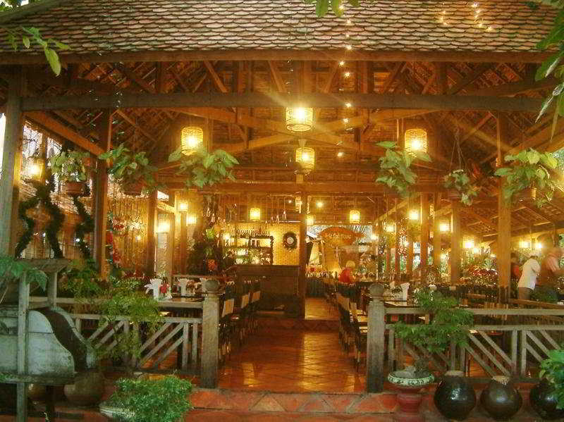 Yasaka Saigon Nha Trang Hotel & Spa מראה חיצוני תמונה