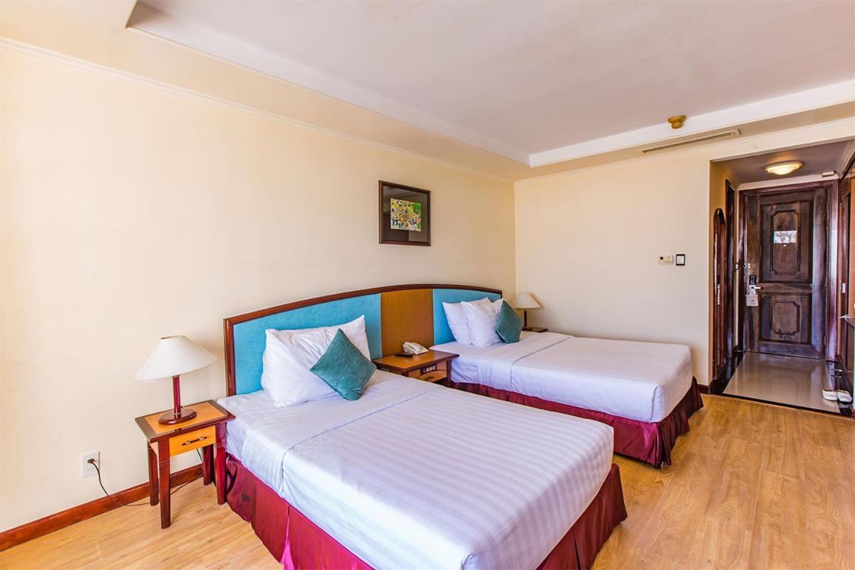 Yasaka Saigon Nha Trang Hotel & Spa מראה חיצוני תמונה