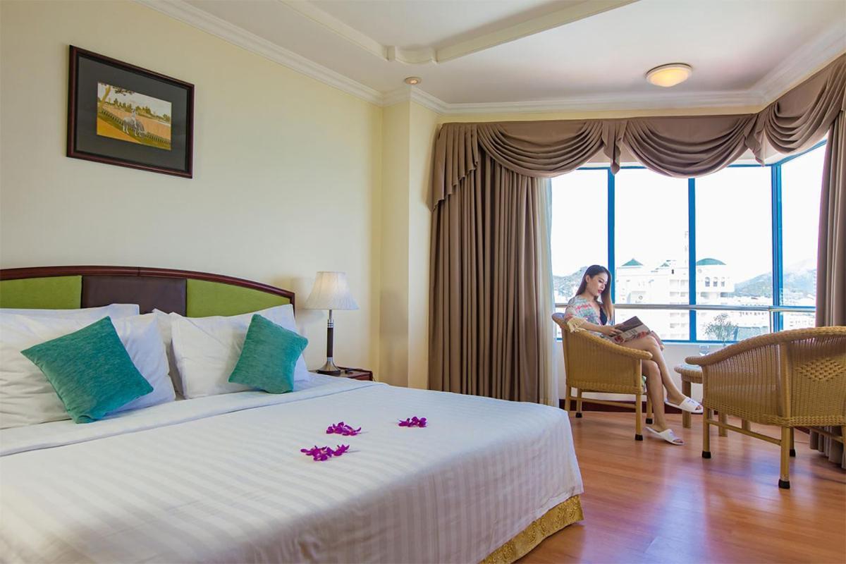 Yasaka Saigon Nha Trang Hotel & Spa מראה חיצוני תמונה